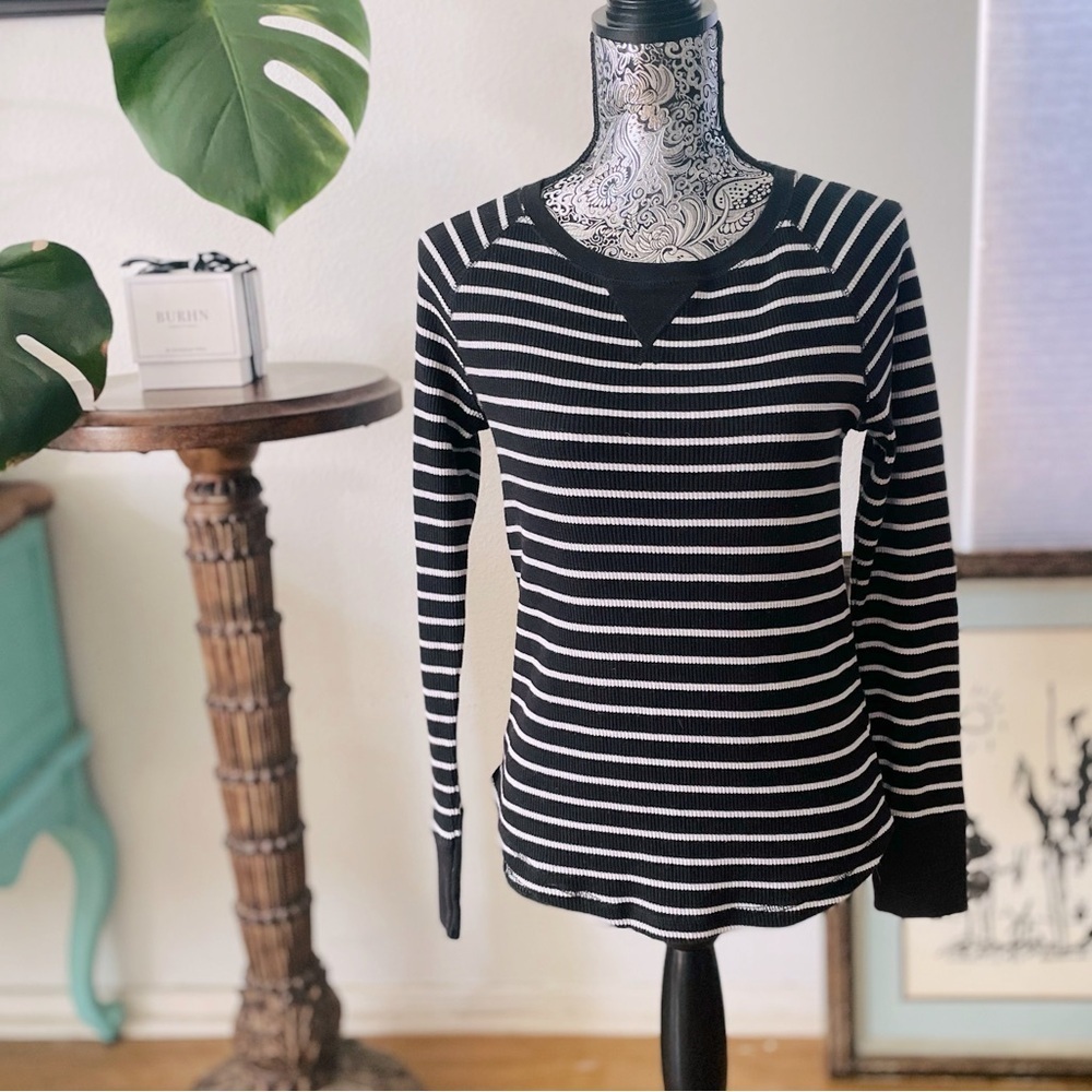 Faded Glory Women's Black Silver Striped Long Sleeve Pullover Thermal